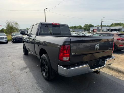 Used 2017 RAM 1500 Classic SLT AWD/4WD image 5