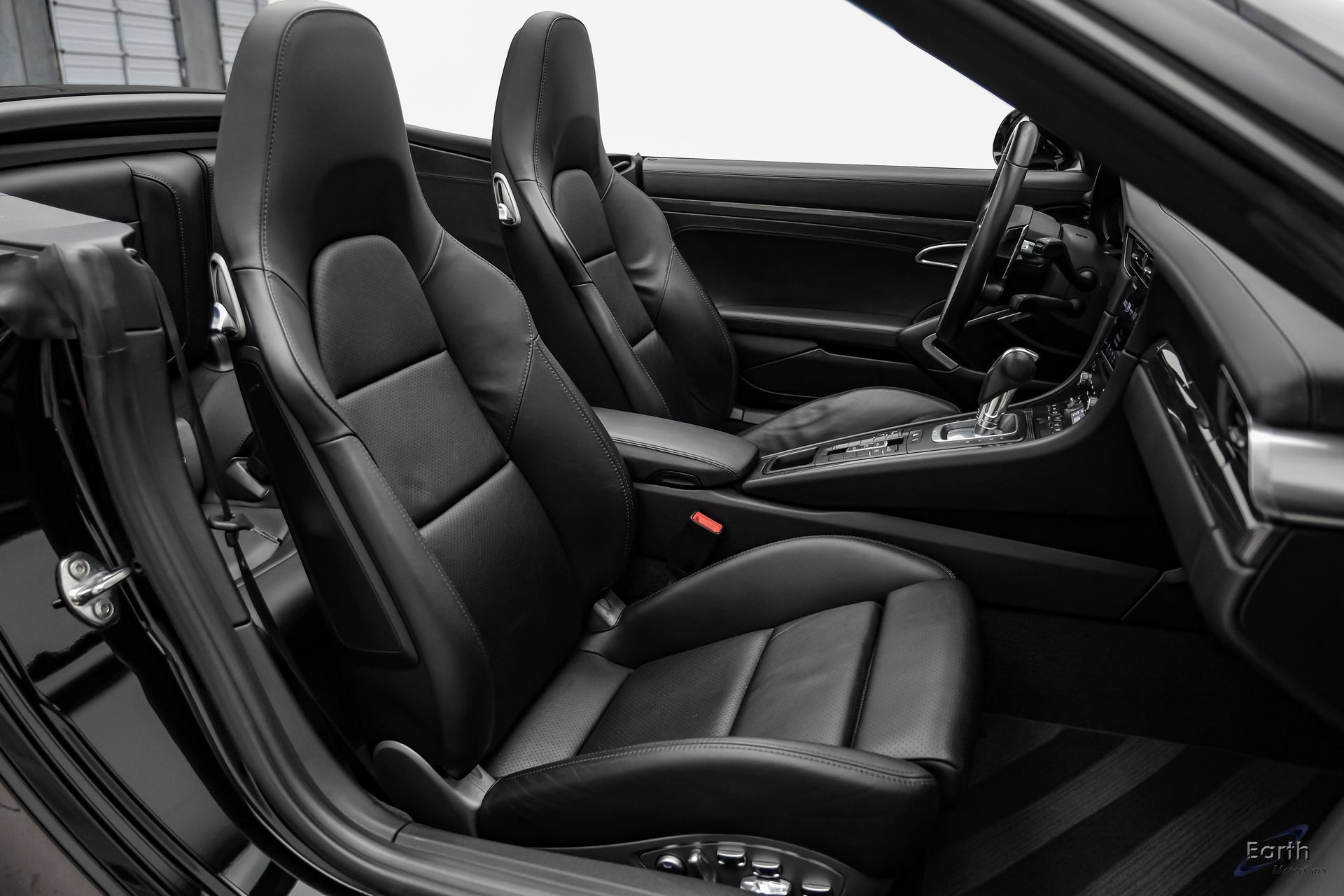 Used 2019 Porsche 911 Turbo S AWD/4WD image 55