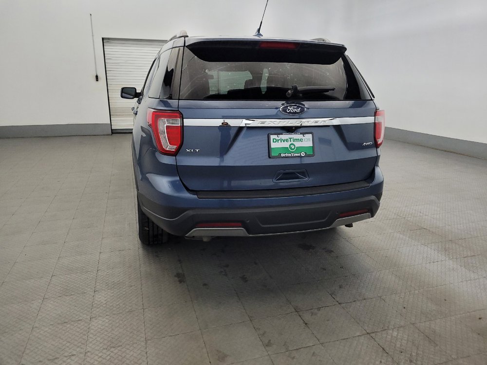 Used 2019 Ford Explorer XLT w/ Equipment Group 202A AWD/4WD image 6