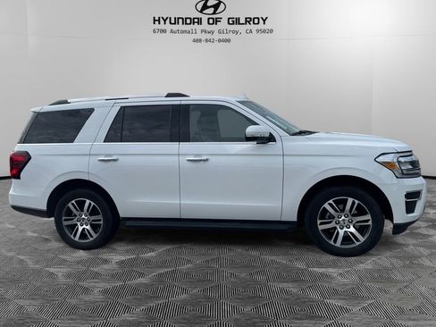 Used 2024 Ford Expedition Limited image 4