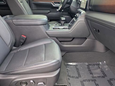 Used 2023 GMC Sierra 1500 Denali w/ Denali Reserve Package RWD image 21