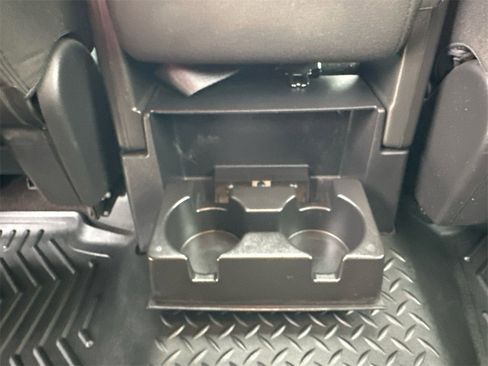 Used 2013 GMC Sierra 1500 SLE w/ Power Tech Package image 31