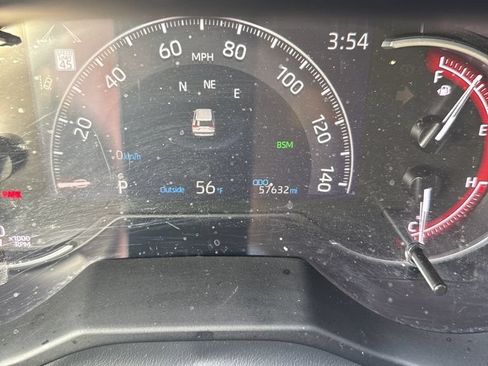 Used 2023 Toyota RAV4 XLE FWD image 15