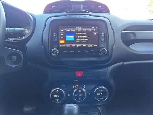 Used 2017 Jeep Renegade Trailhawk image 26