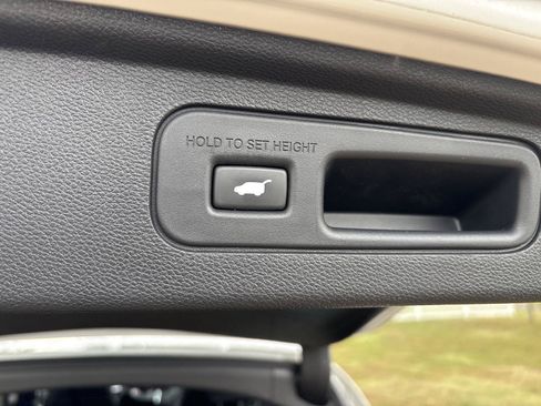 Used 2025 Honda Odyssey Sport-L image 13
