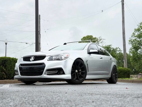 Used 2014 Chevrolet SS RWD image 2
