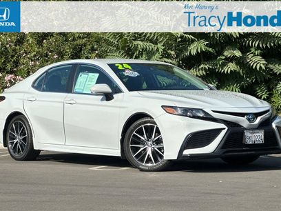 Used 2024 Toyota Camry SE w/ Cold Weather Package