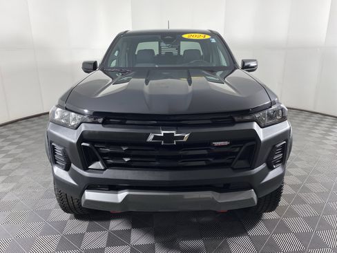 Used 2024 Chevrolet Colorado Trail Boss w/ Advanced Trailering Package image 11