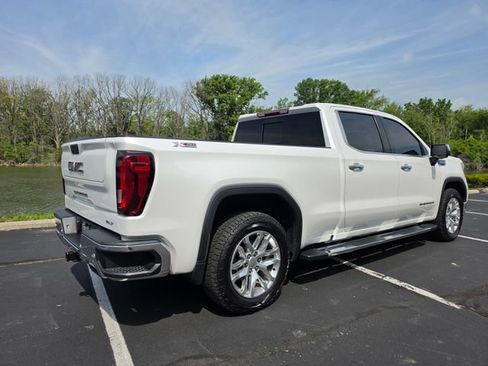 Used 2021 GMC Sierra 1500 SLT w/ SLT Premium Plus Package AWD/4WD image 6