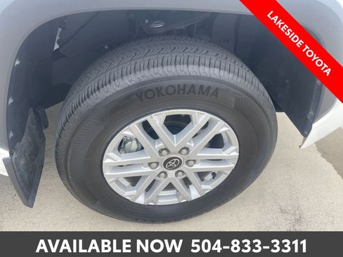 Used 2024 Toyota Tundra SR5 AWD/4WD image 10