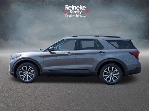 New 2026 Ford Explorer ST-Line AWD/4WD image 9