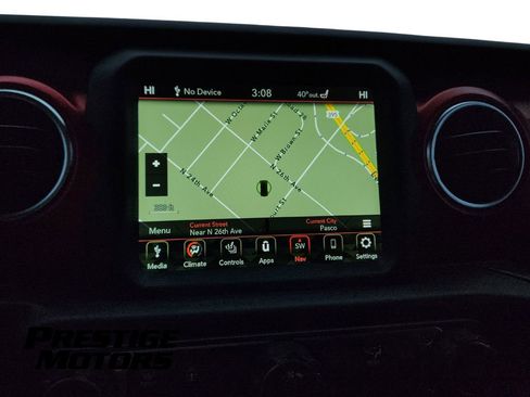 Used 2022 Jeep Wrangler Unlimited Rubicon w/ Steel Bumper Group AWD/4WD image 18