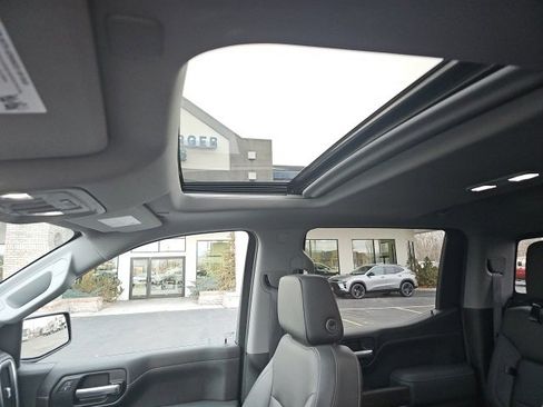 Used 2021 GMC Sierra 1500 SLT w/ SLT Premium Plus Package image 40