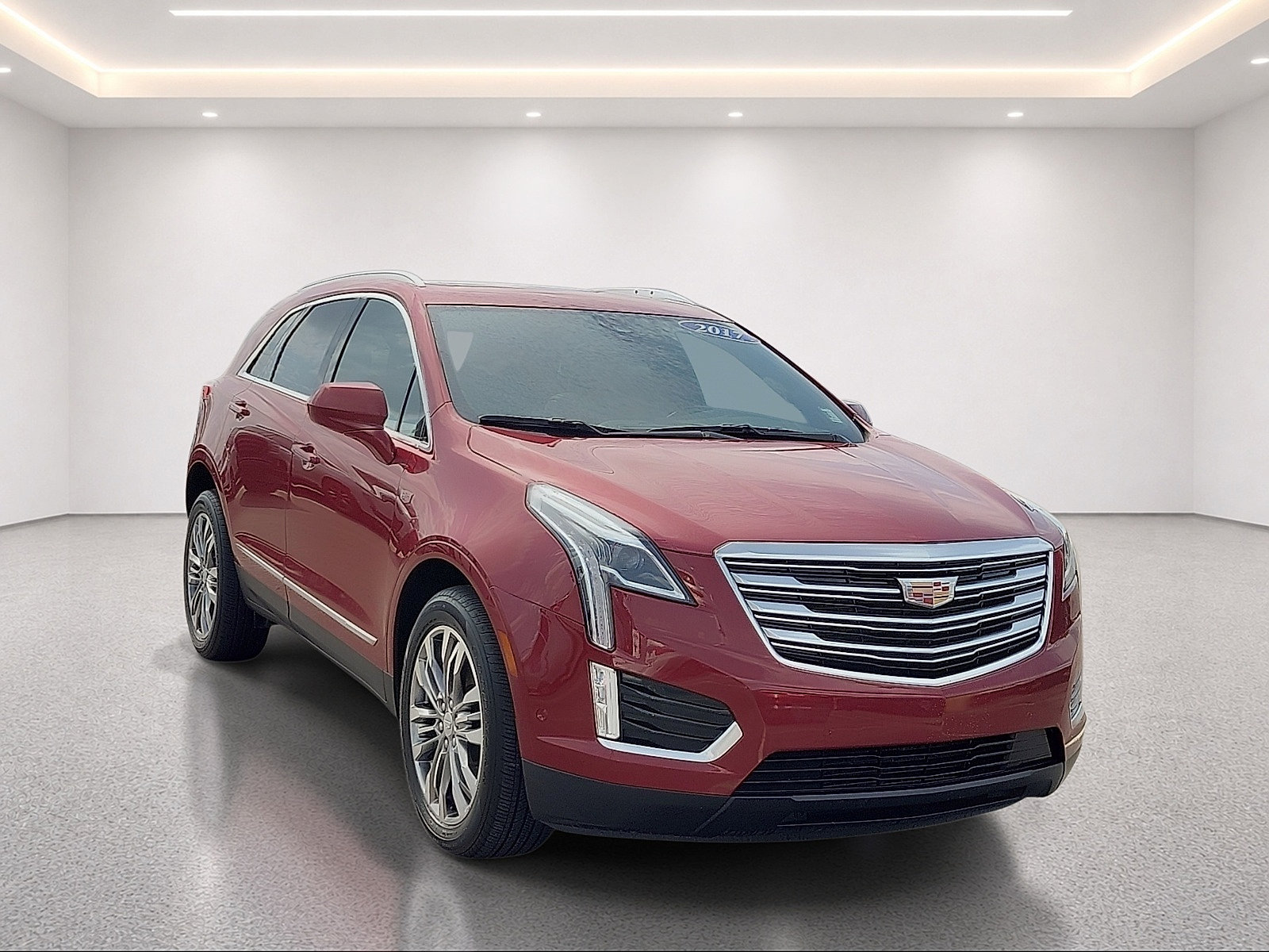 Used 2017 Cadillac XT5 Premium Luxury w/ Driver Assist Package FWD image 1