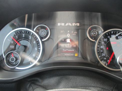Used 2020 RAM 1500 Big Horn AWD/4WD image 23