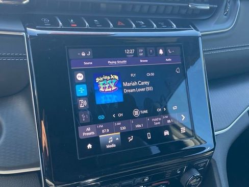 New 2025 Jeep Grand Cherokee L Laredo w/ Luxury Tech Group I AWD/4WD image 21
