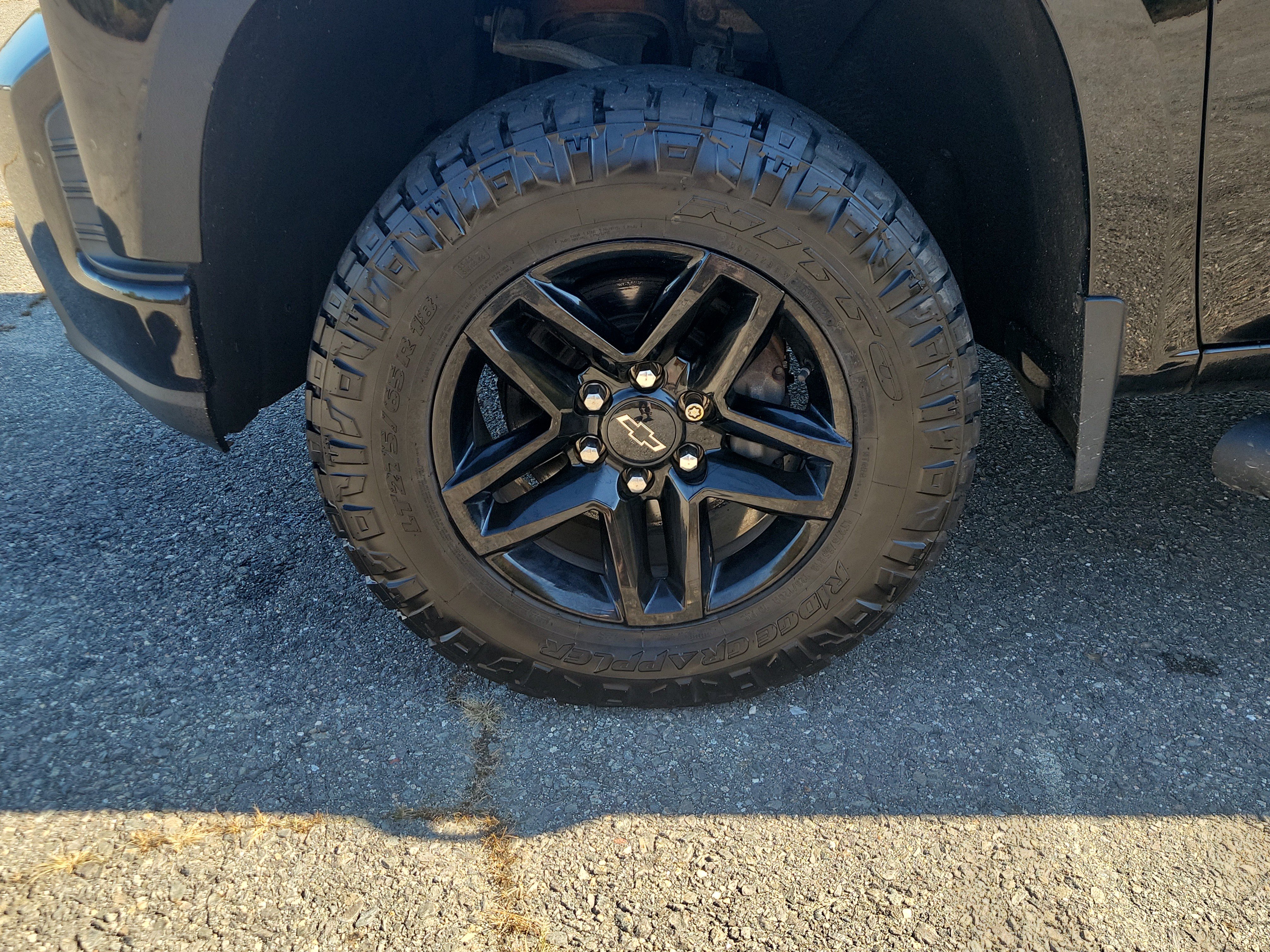 Used 2021 Chevrolet Silverado 1500 LT Trail Boss w/ Convenience Package II AWD/4WD image 12