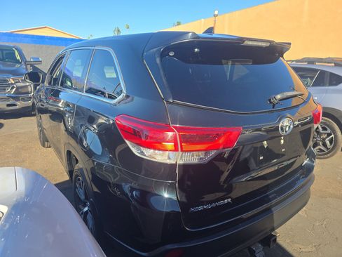 Used 2018 Toyota Highlander Plus image 6