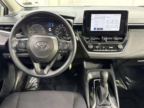 Used 2023 Toyota Corolla LE image 26