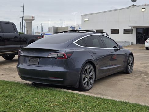Used 2020 Tesla Model 3 RWD image 4