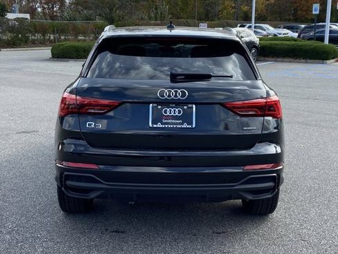 Used 2021 Audi Q3 2.0T Premium w/ Convenience Package image 5
