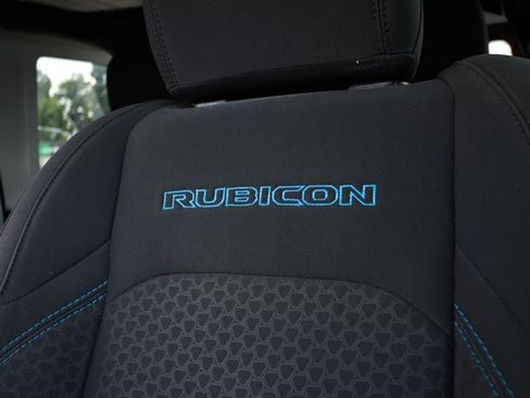 Used 2024 Jeep Wrangler Unlimited Rubicon 4xe AWD/4WD image 22