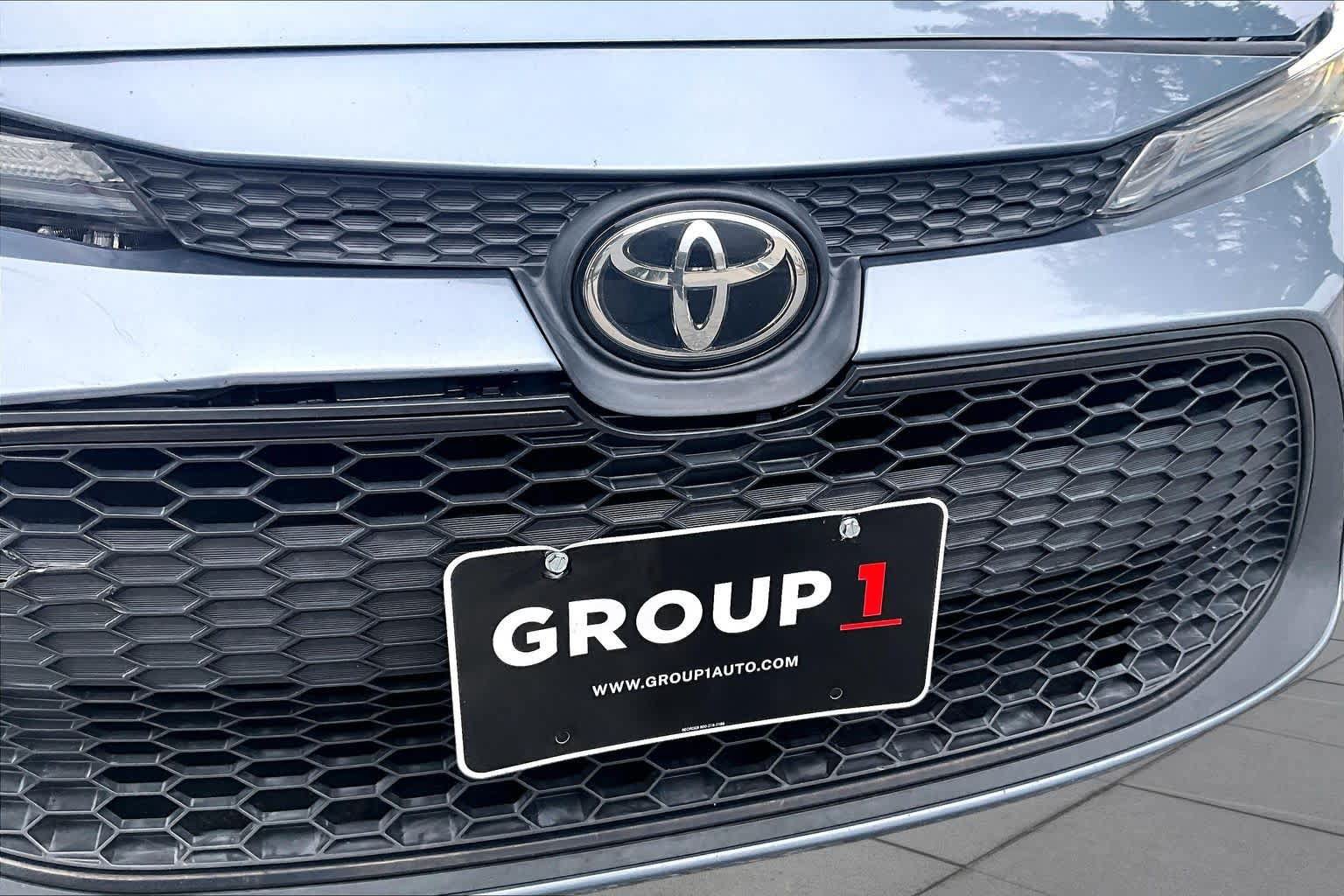 Used 2022 Toyota Corolla LE FWD image 29