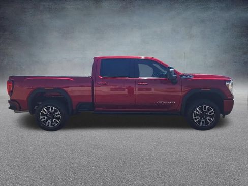 Used 2022 GMC Sierra 2500 AT4 w/ AT4 Preferred Package AWD/4WD image 2