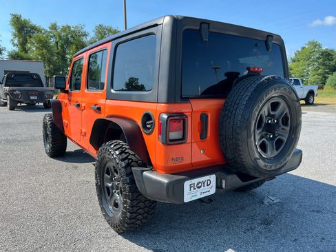 Used 2018 Jeep Wrangler Unlimited Sport AWD/4WD image 5
