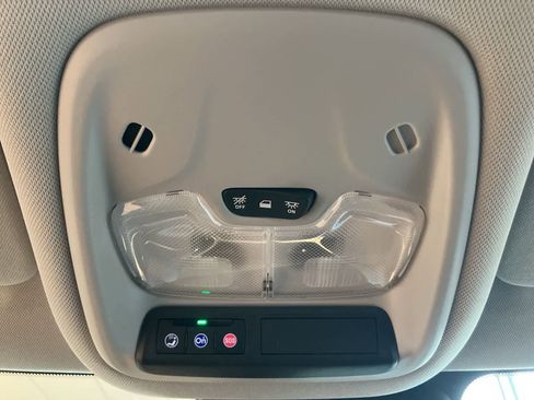 Used 2023 Chevrolet TrailBlazer LT w/ Convenience Package image 22