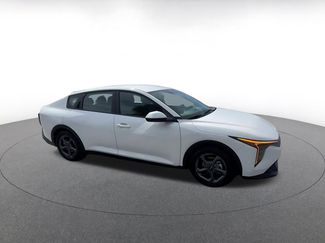 Used 2025 Kia K4 LXS video 2