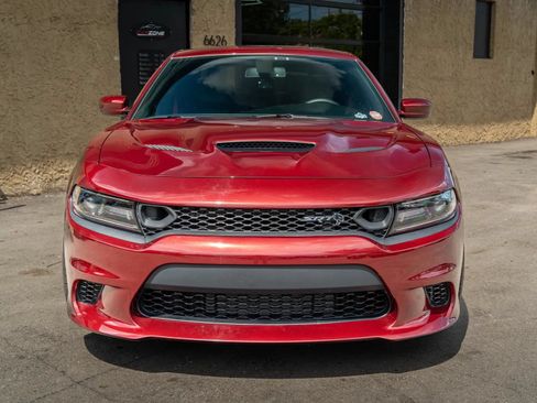 Used 2019 Dodge Charger SRT Hellcat RWD image 3