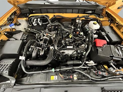 Used 2021 Ford Bronco Badlands image 16