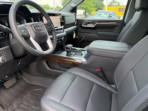 New 2026 GMC Sierra 1500 Elevation w/ Elevation Premium Package AWD/4WD image 18