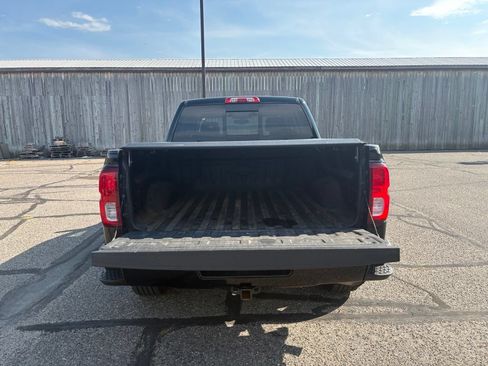 Used 2017 Chevrolet Silverado 1500 LTZ Z71 w/ LTZ Plus Package AWD/4WD image 8