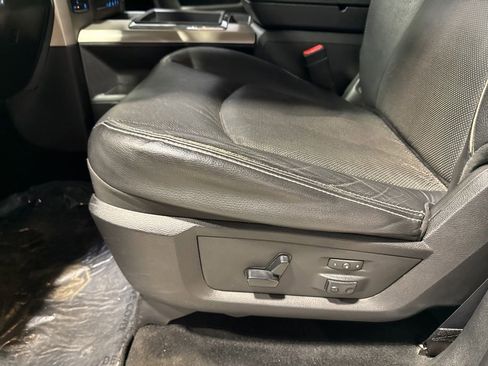 Used 2014 RAM 1500 Laramie AWD/4WD image 33