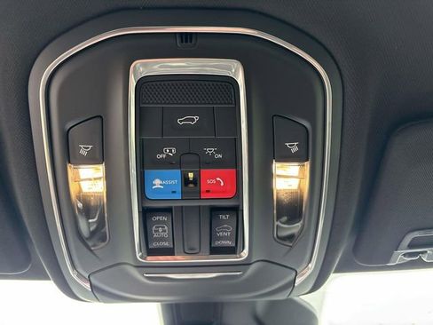 New 2026 Jeep Grand Cherokee 4WD image 14
