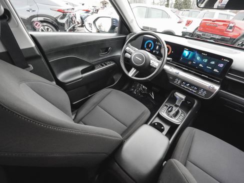 Used 2025 Hyundai Kona SEL image 36