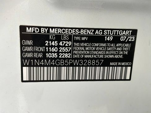 Used 2023 Mercedes-Benz GLB 250 image 31