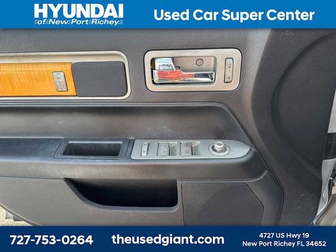 Used 2009 Lincoln MKZ image 9