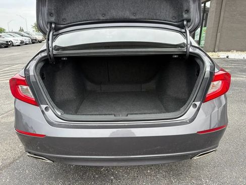 Used 2019 Honda Accord Sport image 9