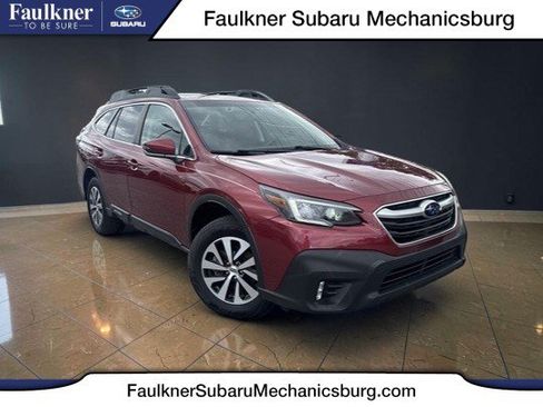 Used 2022 Subaru Outback Premium AWD/4WD image 1