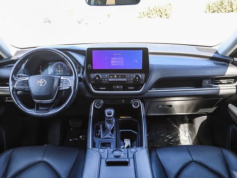 Certified 2024 Toyota Grand Highlander AWD Hybrid image 13