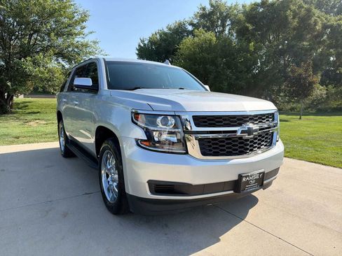 Used 2017 Chevrolet Tahoe LT AWD/4WD image 8