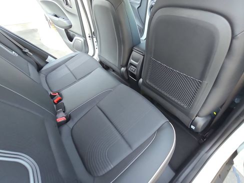 New 2026 Hyundai Venue SEL FWD image 12