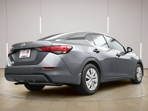 Used 2025 Nissan Sentra S FWD image 23
