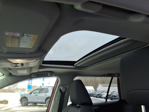 Used 2024 Toyota RAV4 XLE image 9