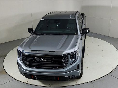 Used 2023 GMC Sierra 1500 AT4 w/ Technology Package image 14