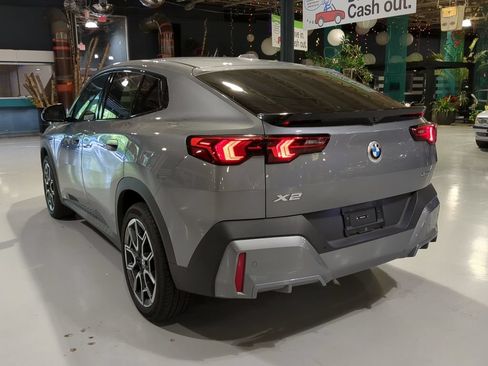 Used 2024 BMW X2 xDrive28i AWD/4WD image 11