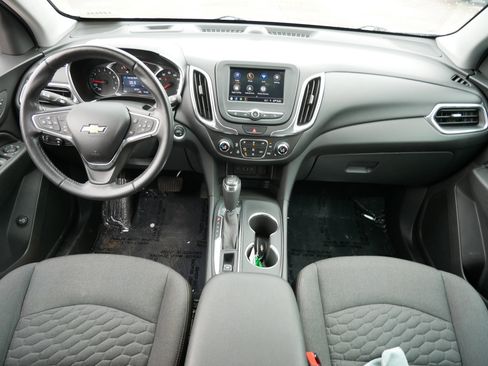 Used 2020 Chevrolet Equinox LT AWD/4WD image 10